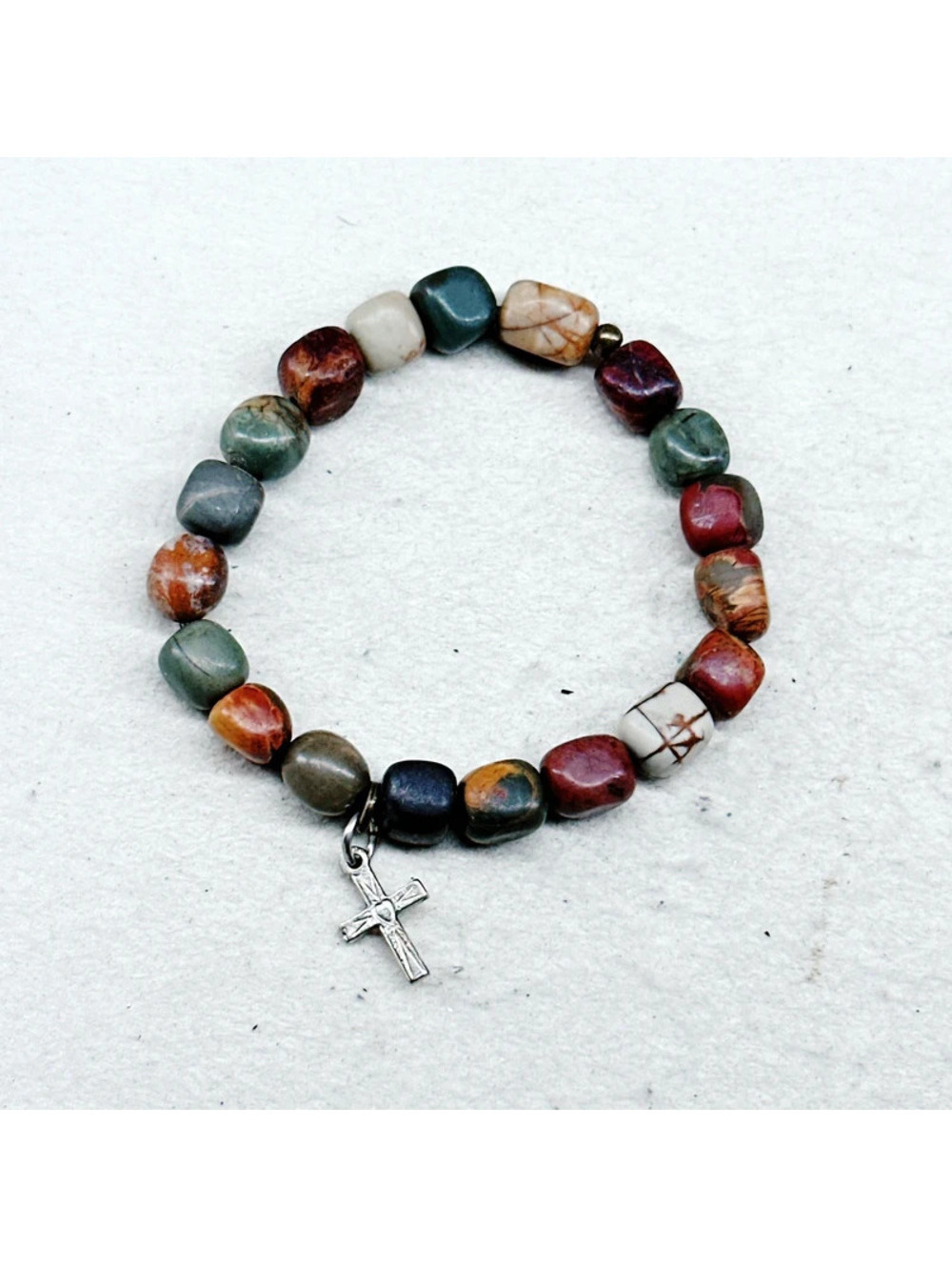 3024u. Olive Handmade Cross Bracelet
